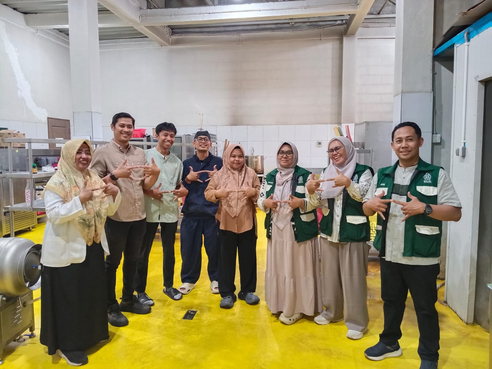 Perkuat Jaminan Halal dari Dapur hingga Meja Konsumen, LPH UINSI Samarinda Audit Dapur Central JJ Steak post thumbnail image
